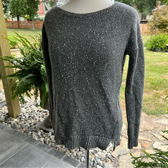Banana Republic Sweater Oversize Gray Long Sleeved with 14” Zippers size S - Picture 3 of 7